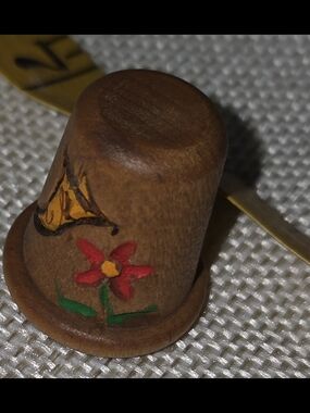 Antique Hand-Painted Wood Thimble Silver Dollar City
